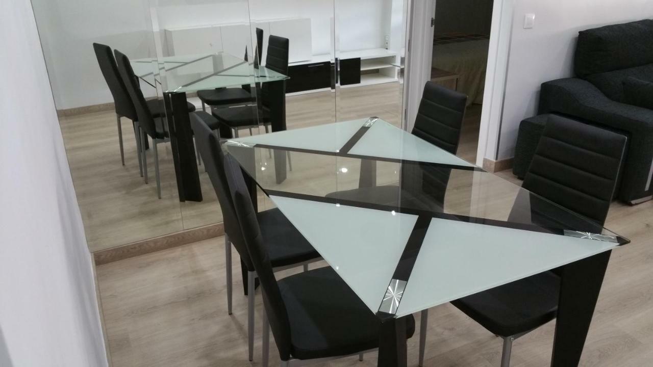 Apartamentos La Vaguada Suites マドリード エクステリア 写真